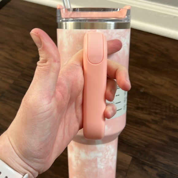 Stanley 40oz Stainless Steel Adventure Quencher Tumbler - Peach Tie Dye - Picture 4 of 5